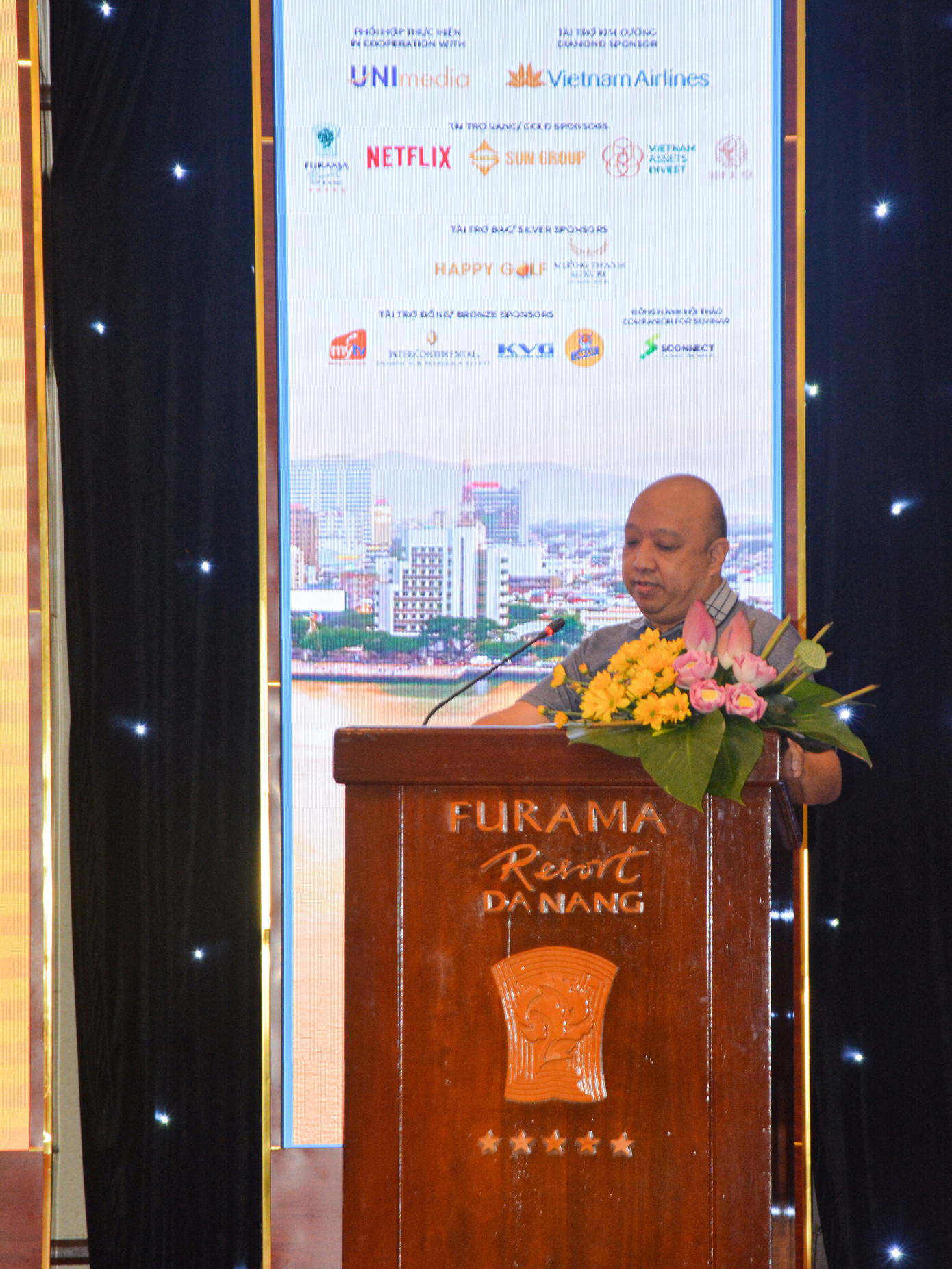 Nhà sản xuất người Nhật Horoyuki Akune đề xuất thành lập một Cộng đồng Điện ảnh châu Á Toàn cầu trên không gian mạng. Ảnh: Kinh Quốc