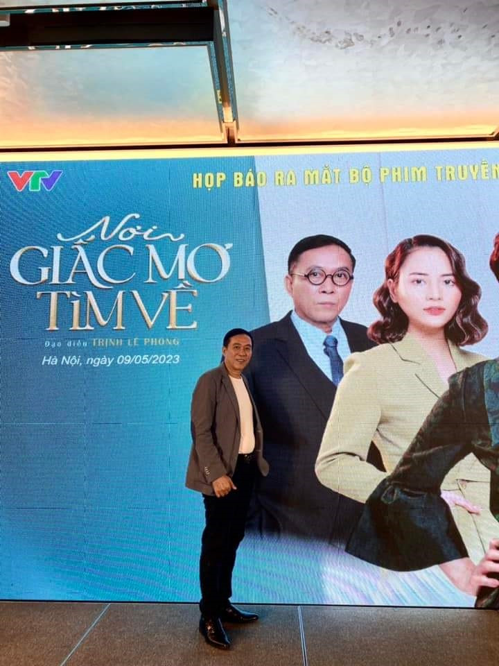 Đỗ Kỷ trở lại trong phim truyền hình “Nơi giấc mơ tìm về” sau khi về hưu. Đỗ Kỷ trở lại trong phim truyền hình “Nơi giấc mơ tìm về” sau khi về hưu.