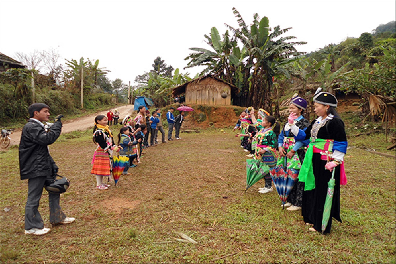 Lễ hội ném Pao của người Mông