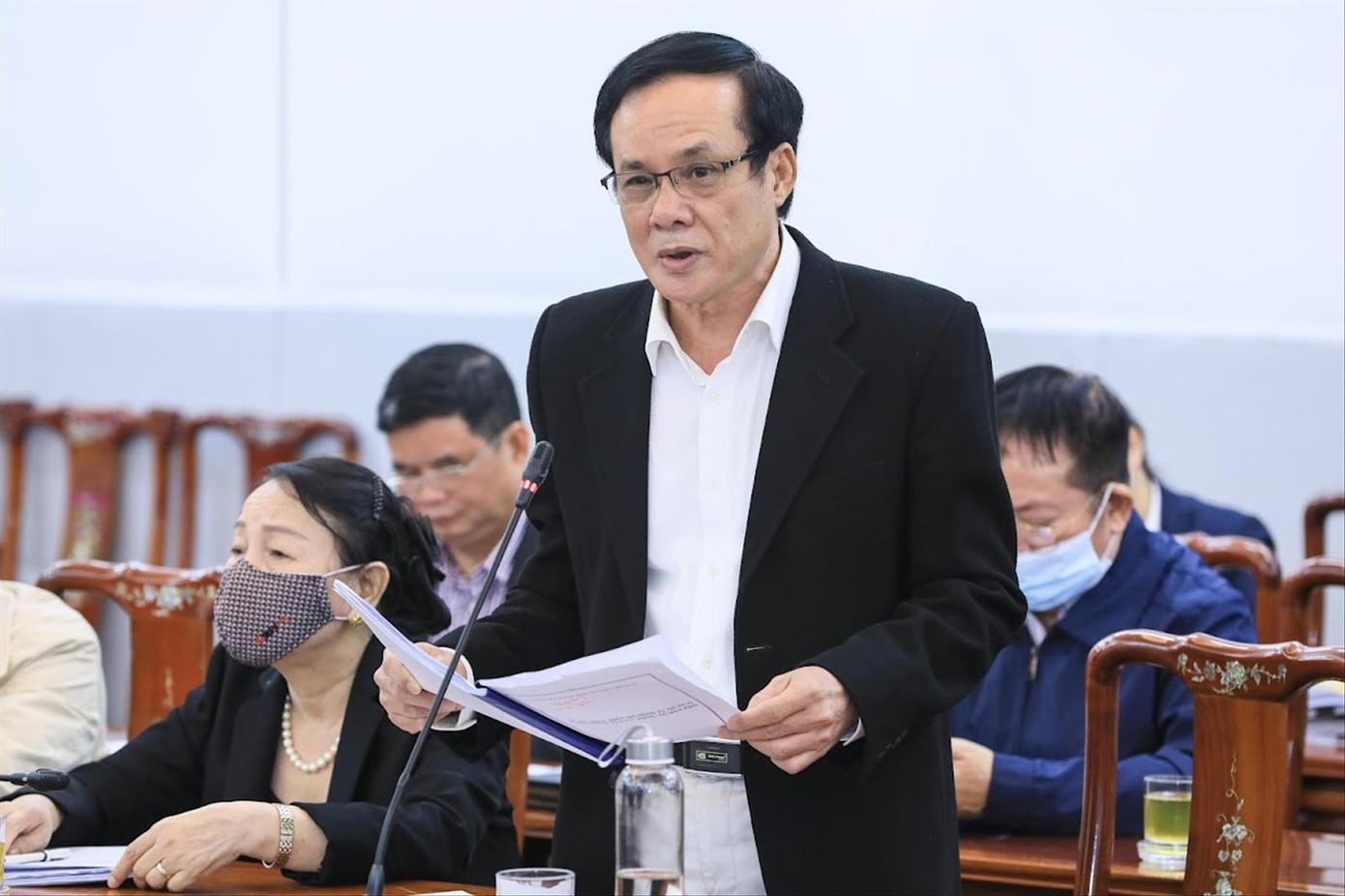 Ông Lê Bá Trình, Ủy viên Đoàn Chủ tịch Ủy ban T.Ư MTTQ Việt Nam đề nghị làm rõ trách nhiệm của Bộ KH&CN, Bộ Y tế liên quan tới việc Công ty Việt Á sản xuất và nâng khống giá kit xét nghiệm COVID -19 để trục lợi Ông Lê Bá Trình, Ủy viên Đoàn Chủ tịch Ủy ban T.Ư MTTQ Việt Nam đề nghị làm rõ trách nhiệm của Bộ KH&CN, Bộ Y tế liên quan tới việc Công ty Việt Á sản xuất và nâng khống giá kit xét nghiệm COVID -19 để trục lợi