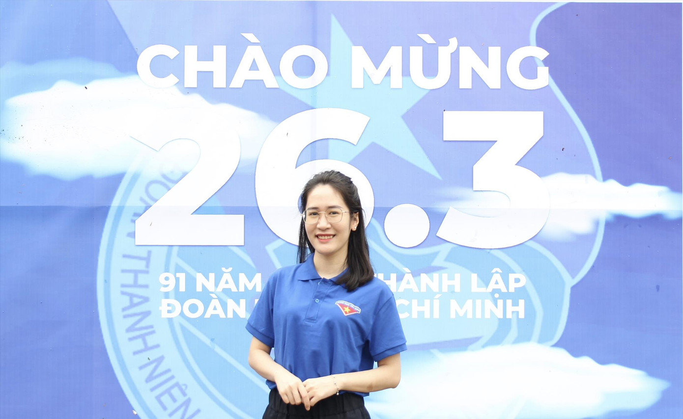 Bạn Đinh Thủy Tiên Bạn Đinh Thủy Tiên