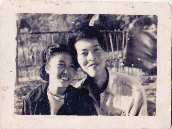 Bà Lý Thị Trung và ông Vương Như Chiêm khi còn học cùng nhau tại Trường dạy làm báo Huỳnh Thúc Kháng.