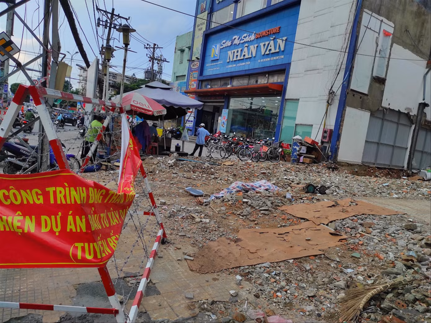 Dự án metro số 2 (tuyến Bến Thành - Tham Lương) đang giải phóng mặt bằng, vốn ODA giải ngân bằng 0 ảnh: Đin Lê