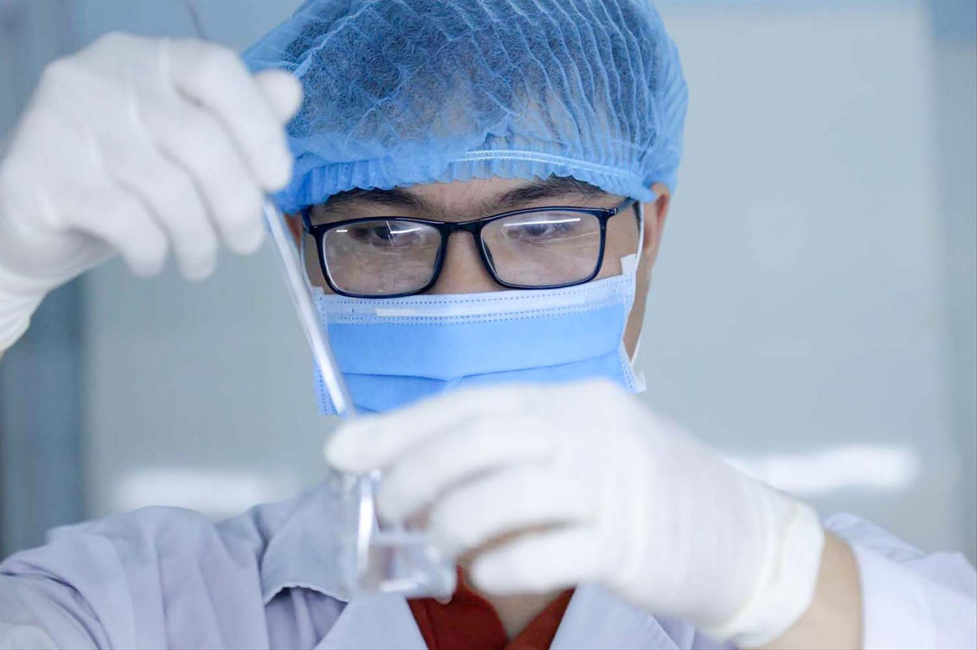 Nghiên cứu, sáng chế trong lĩnh vực y dược của Việt Nam còn rất khiêm tốn Ảnh: NGHIÊM HUÊ