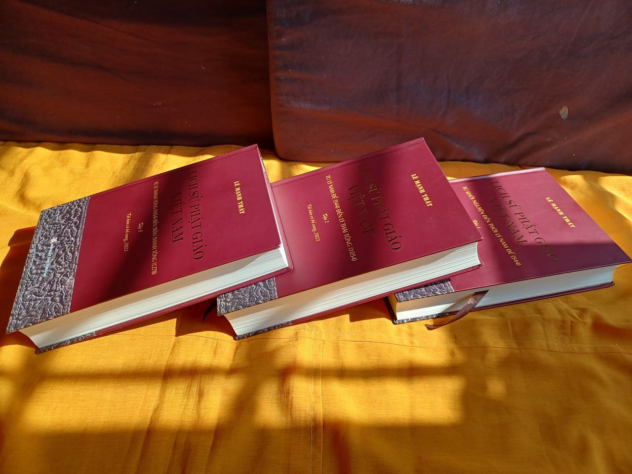 Bộ ba “Lịch sử Phật giáo Việt Nam” của GS Lê Mạnh Thát Bộ ba “Lịch sử Phật giáo Việt Nam” của GS Lê Mạnh Thát