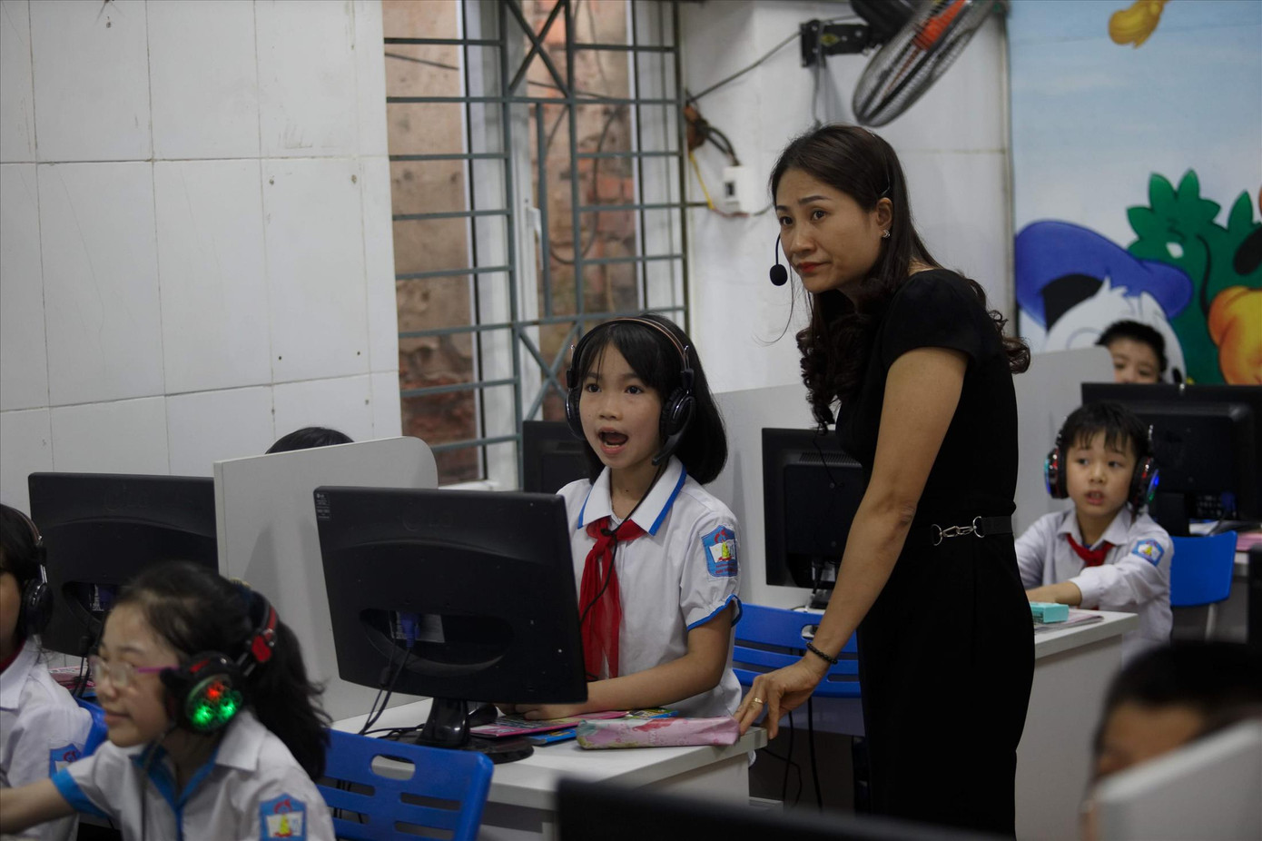 Nhà giáo mong chờ Luật Nhà giáo Ảnh: Diệp An Nhà giáo mong chờ Luật Nhà giáo Ảnh: Diệp An