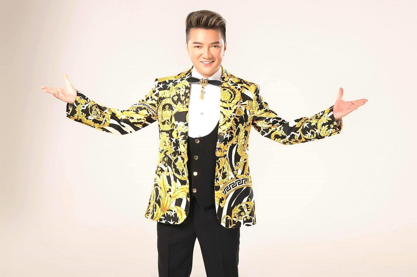 “Ông hoàng giải trí” Đàm Vĩnh Hưng