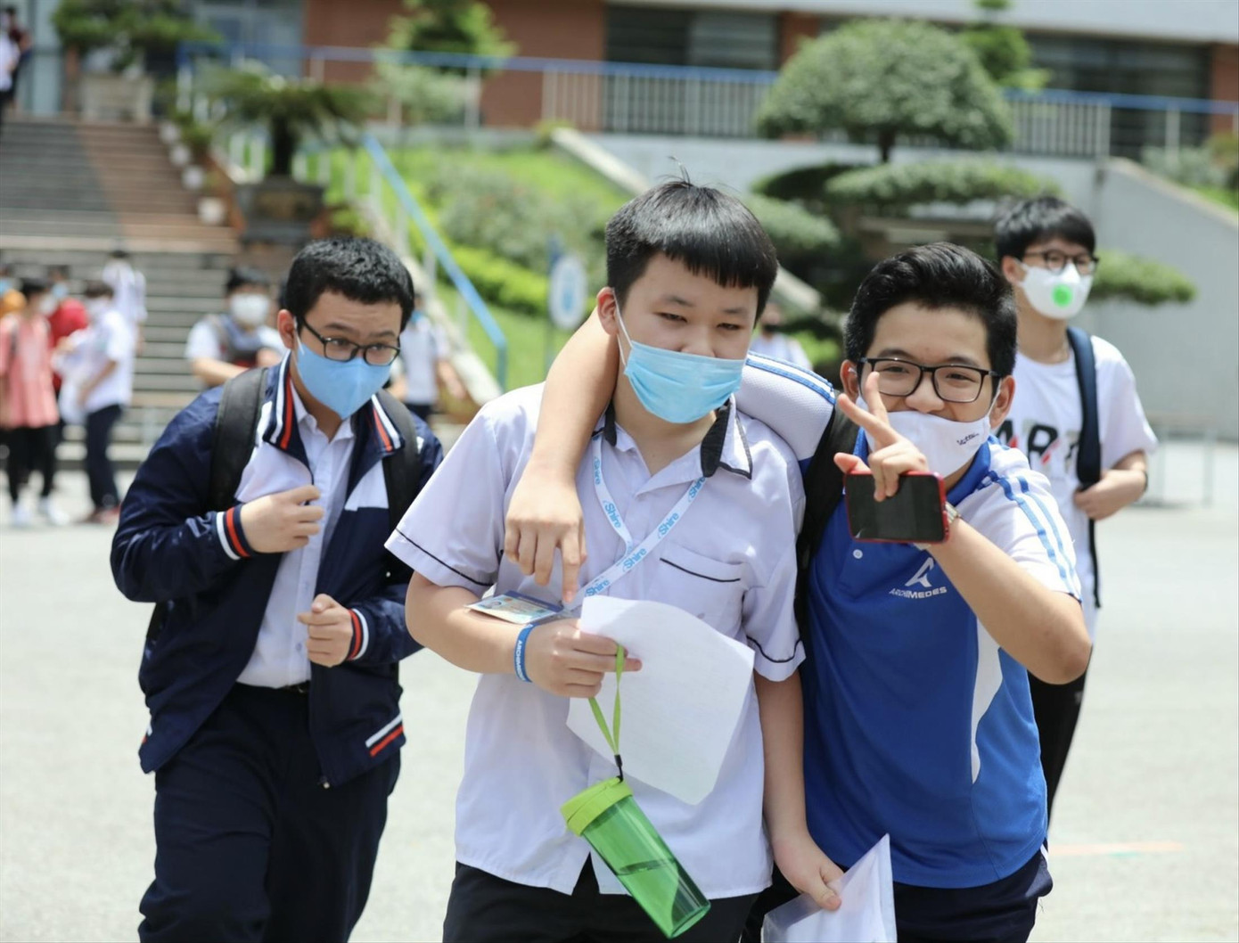 Kỳ thi tuyển học sinh THPT chuyên hằng năm thu hút đông đảo học sinh tham gia Kỳ thi tuyển học sinh THPT chuyên hằng năm thu hút đông đảo học sinh tham gia