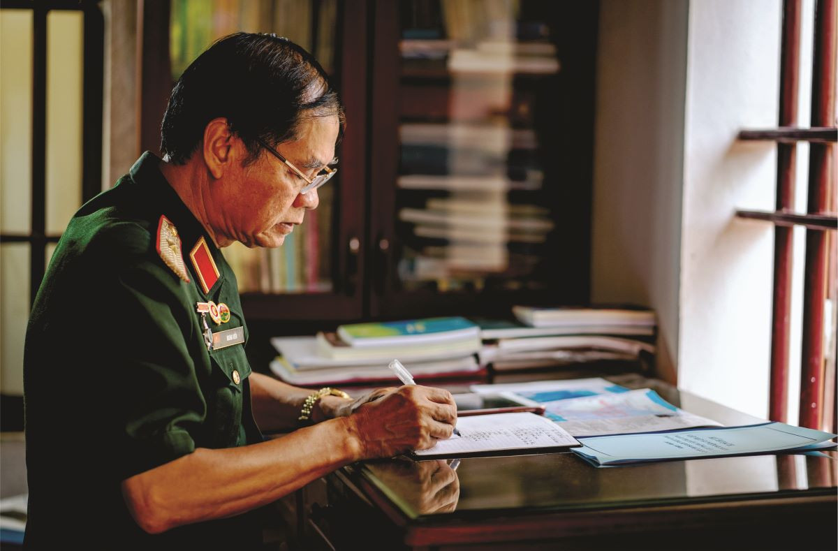 Chân dung tướng Hoàng Kiền Chân dung tướng Hoàng Kiền