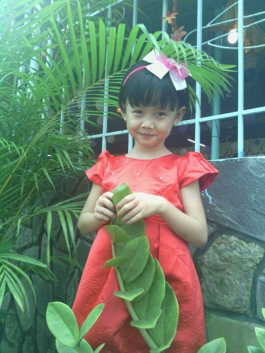 Con gái của Thư khi nhỏ và sau ghép gan, cô bé “trổ mã” Con gái của Thư khi nhỏ và sau ghép gan, cô bé “trổ mã”