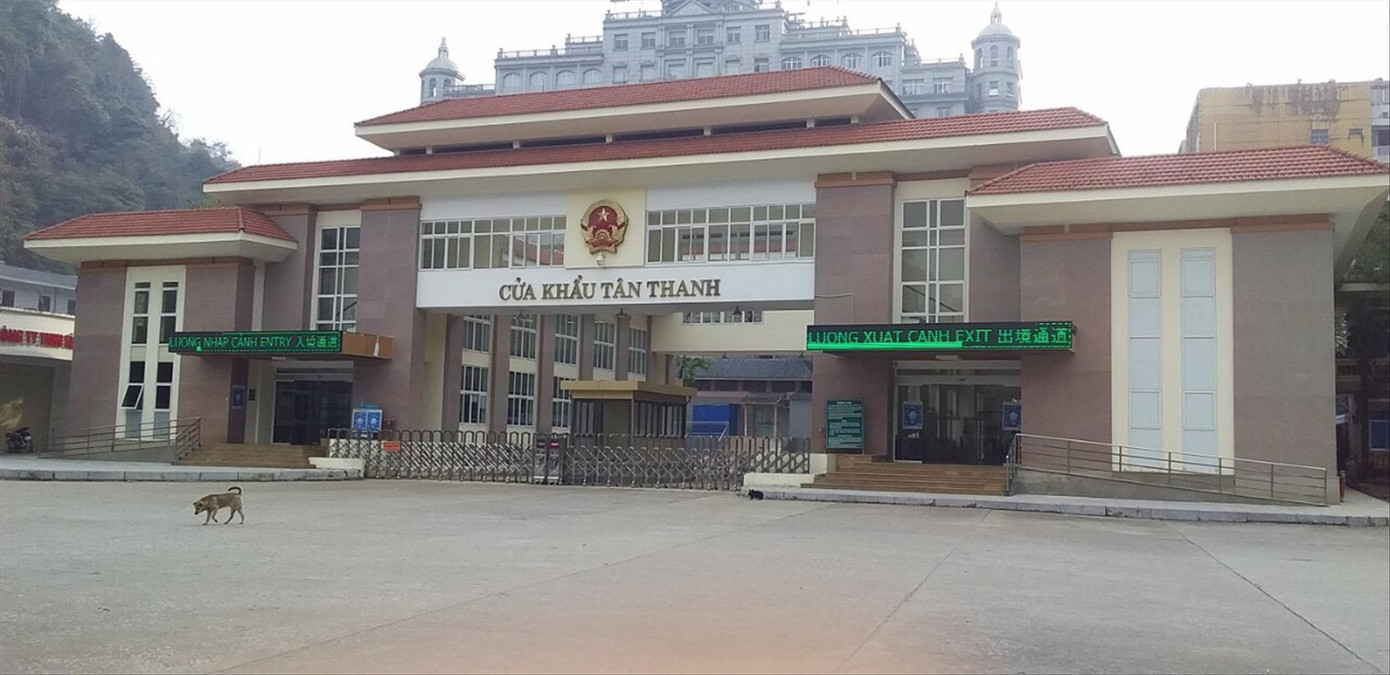Trạm kiểm soát số 1, cửa khẩu Tân Thanh luôn đóng cửa im lìm Ảnh: Duy Chiến