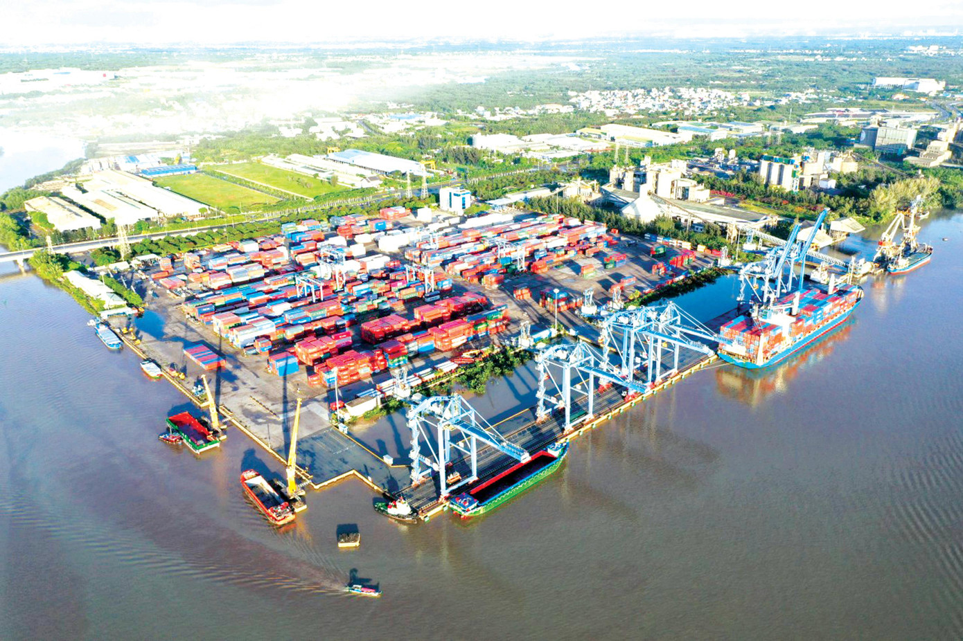 Toàn cảnh Cảng Tân Cảng Hiệp Phước