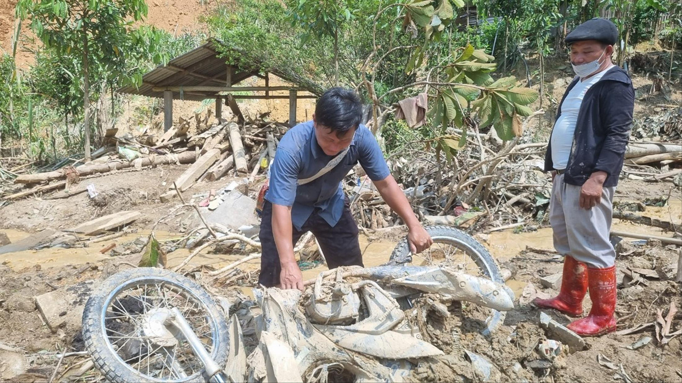 Anh Lý A Thanh tìm người thân