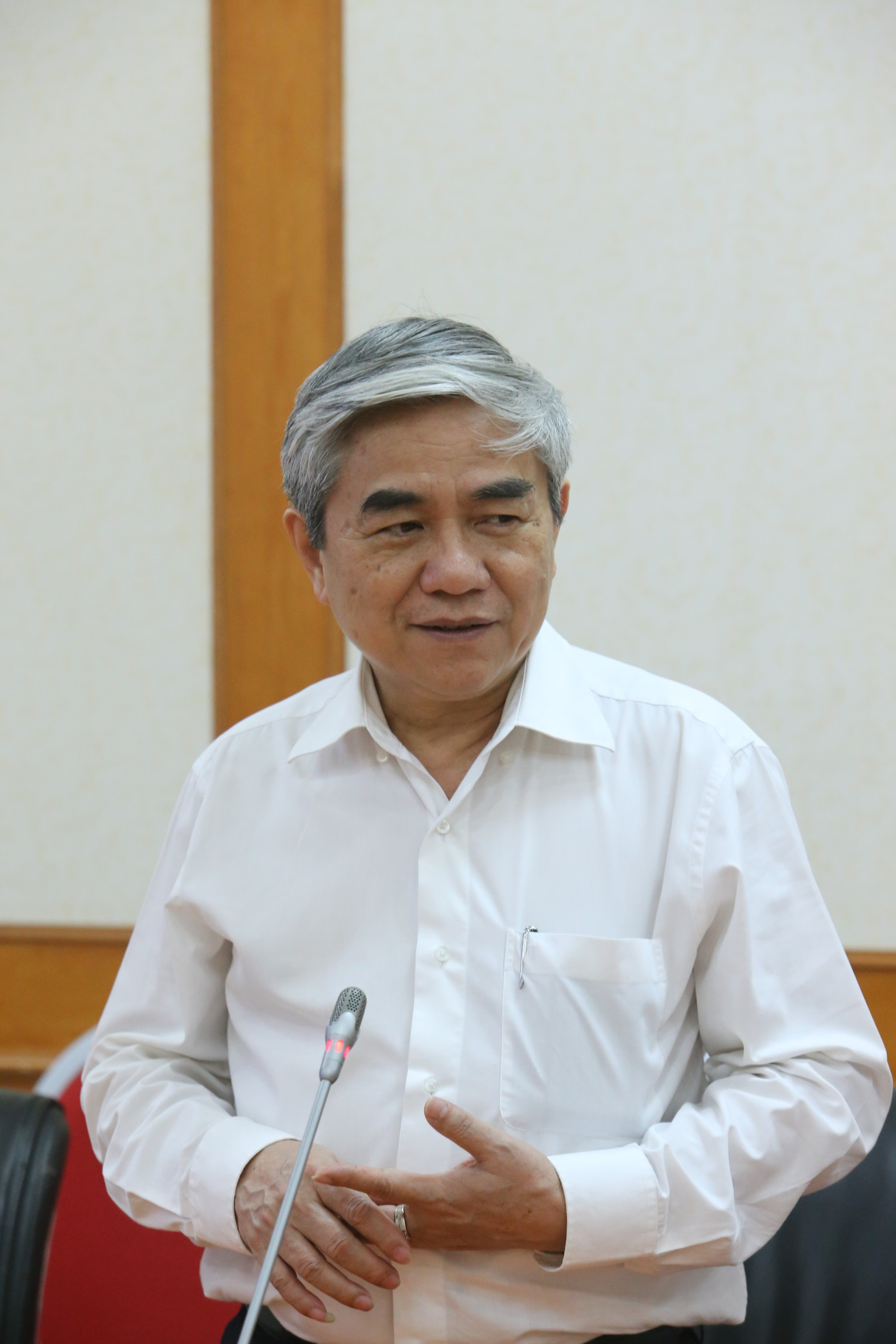 TS Nguyễn Quân, nguyên Bộ trưởng Bộ Khoa học và Công nghệ TS Nguyễn Quân, nguyên Bộ trưởng Bộ Khoa học và Công nghệ