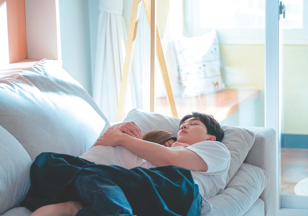 Ranh giới giữa “bạn du” và mại dâm rất mong manh