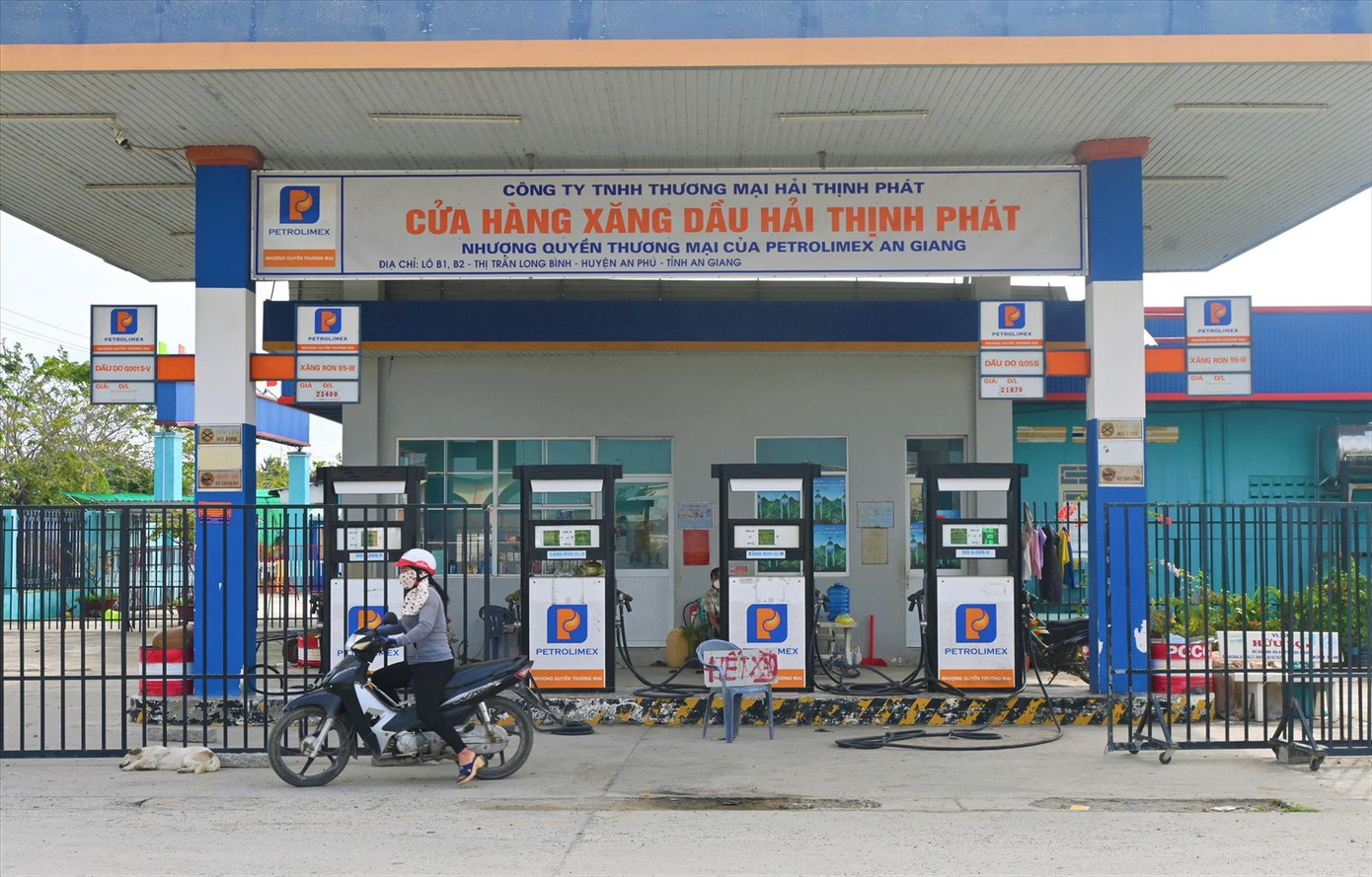 Tình trạng dừng bán xăng được dự báo có thể sẽ còn xảy ra khi doanh nghiệp không có lãi. Ảnh: Nguyễn Bằng