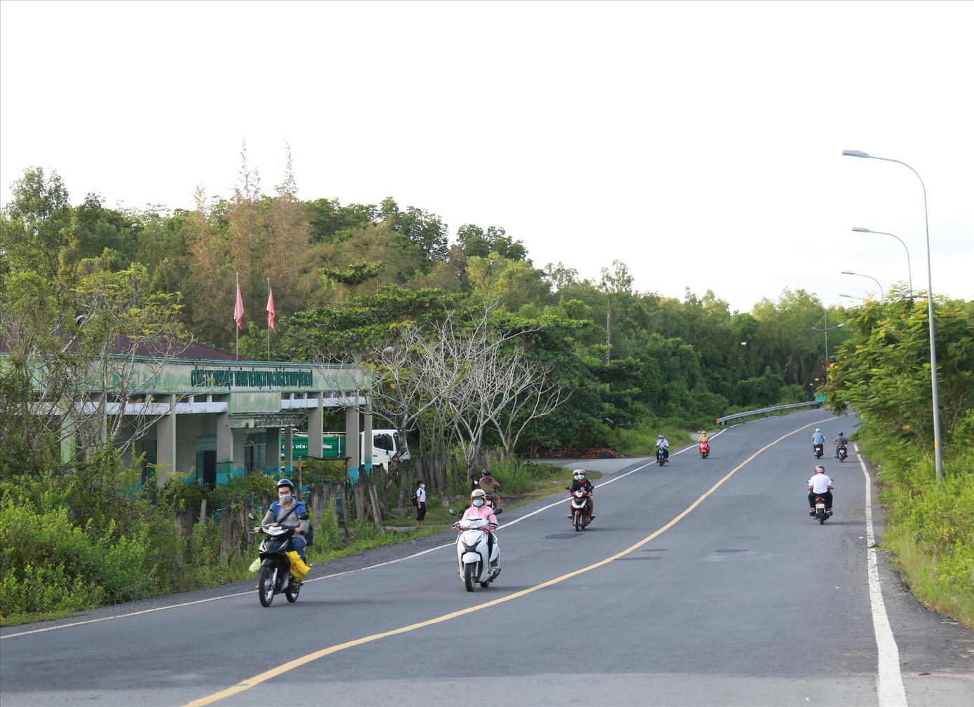 Huyện đảo Cần Giờ có nhiều tiềm năng phát triển du lịch sinh thái Ảnh: NGÔ TÙNG Huyện đảo Cần Giờ có nhiều tiềm năng phát triển du lịch sinh thái Ảnh: NGÔ TÙNG