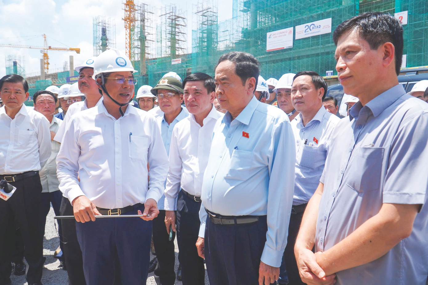 Chủ tịch Quốc hội Trần Thanh Mẫn tại công trường dự án Cảng HKQT Long Thành