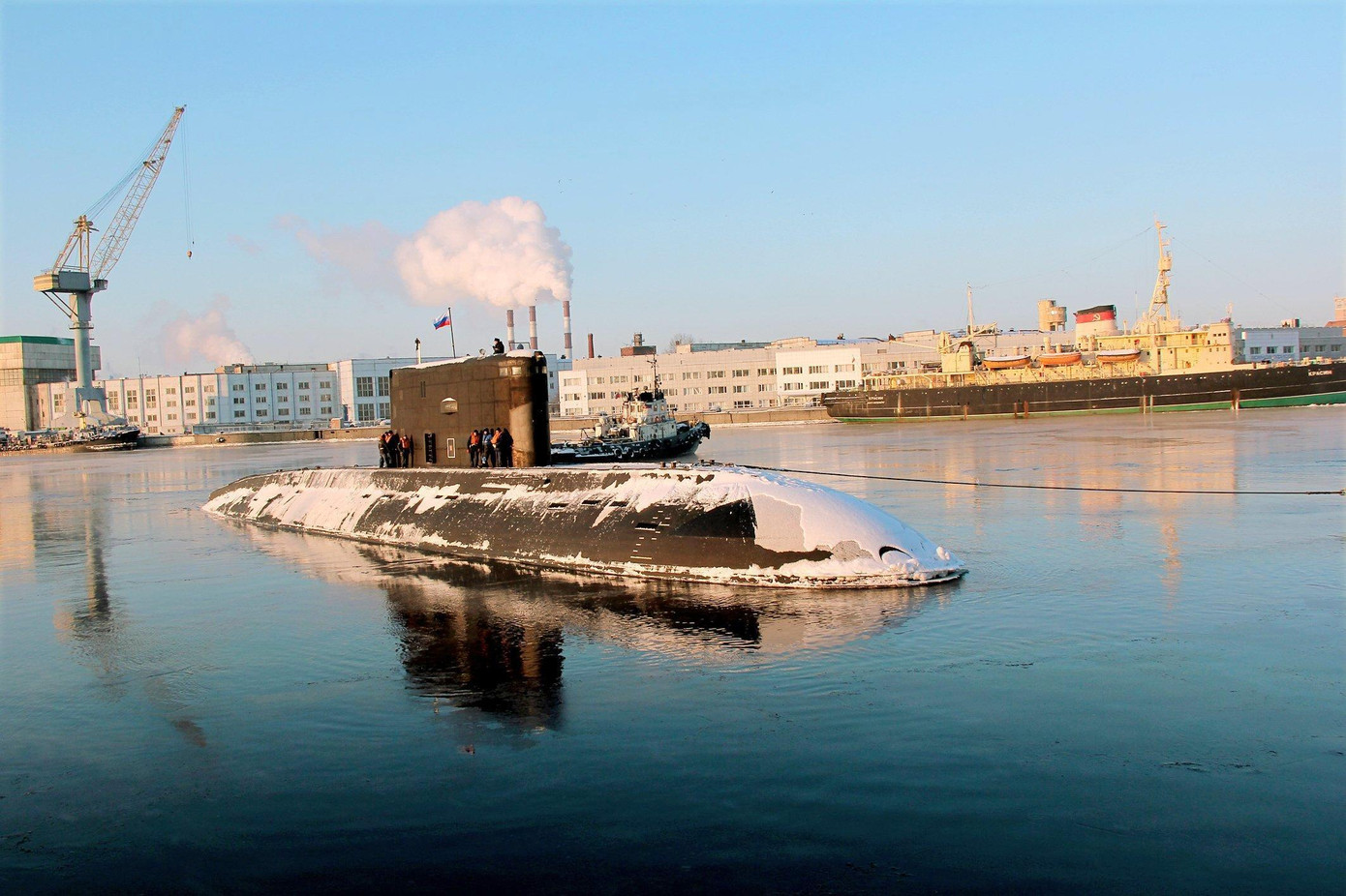 Một trong 6 tàu ngầm rời Liên bang Nga về Việt Nam