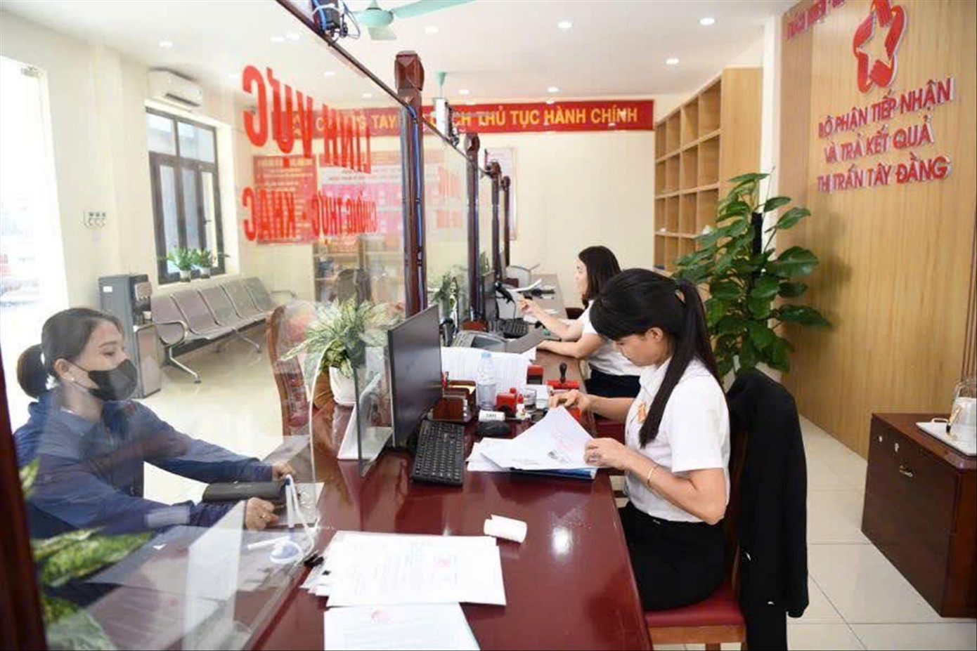 Kinh nghiệm, kỹ năng của cán bộ, công chức là tài sản vô giá Ảnh: Như Ý