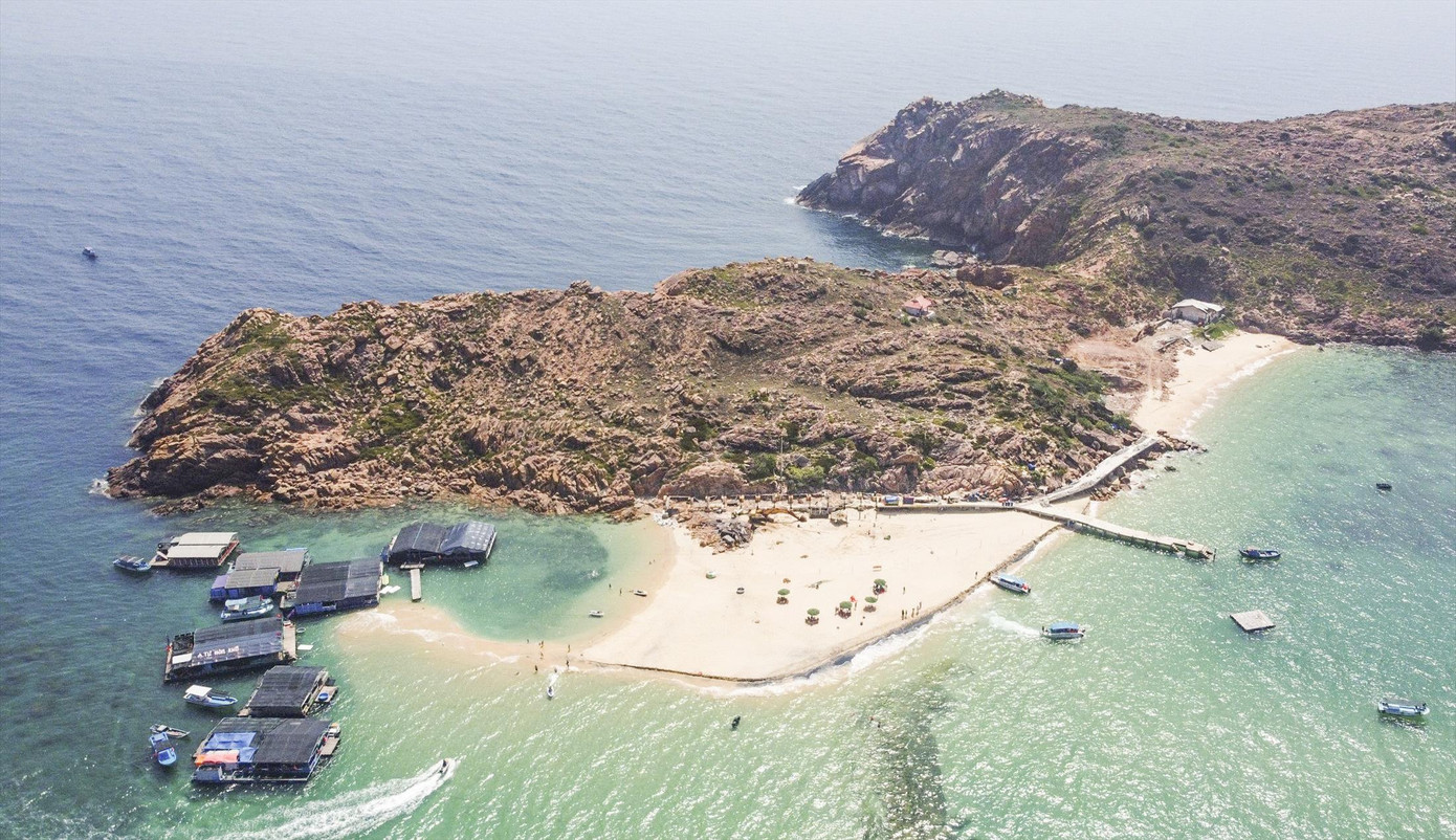 Tỉnh Bình Định tạo điều kiện kinh doanh phục vụ trên sông, đầm nhưng phải tuân thủ đúng quy định