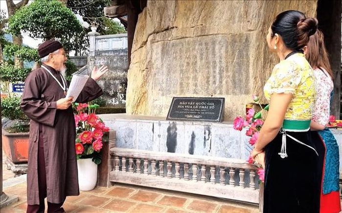 Một góc Khu lưu niệm Đền Lê Lợi Pú Huổi Chỏ Một góc Khu lưu niệm Đền Lê Lợi Pú Huổi Chỏ