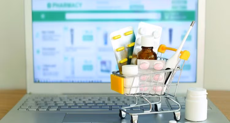 Theo một số ĐBQH, bán thuốc qua mạng gây rủi ro cho sức khỏe người dùng Ảnh: Express Pharma Theo một số ĐBQH, bán thuốc qua mạng gây rủi ro cho sức khỏe người dùng Ảnh: Express Pharma