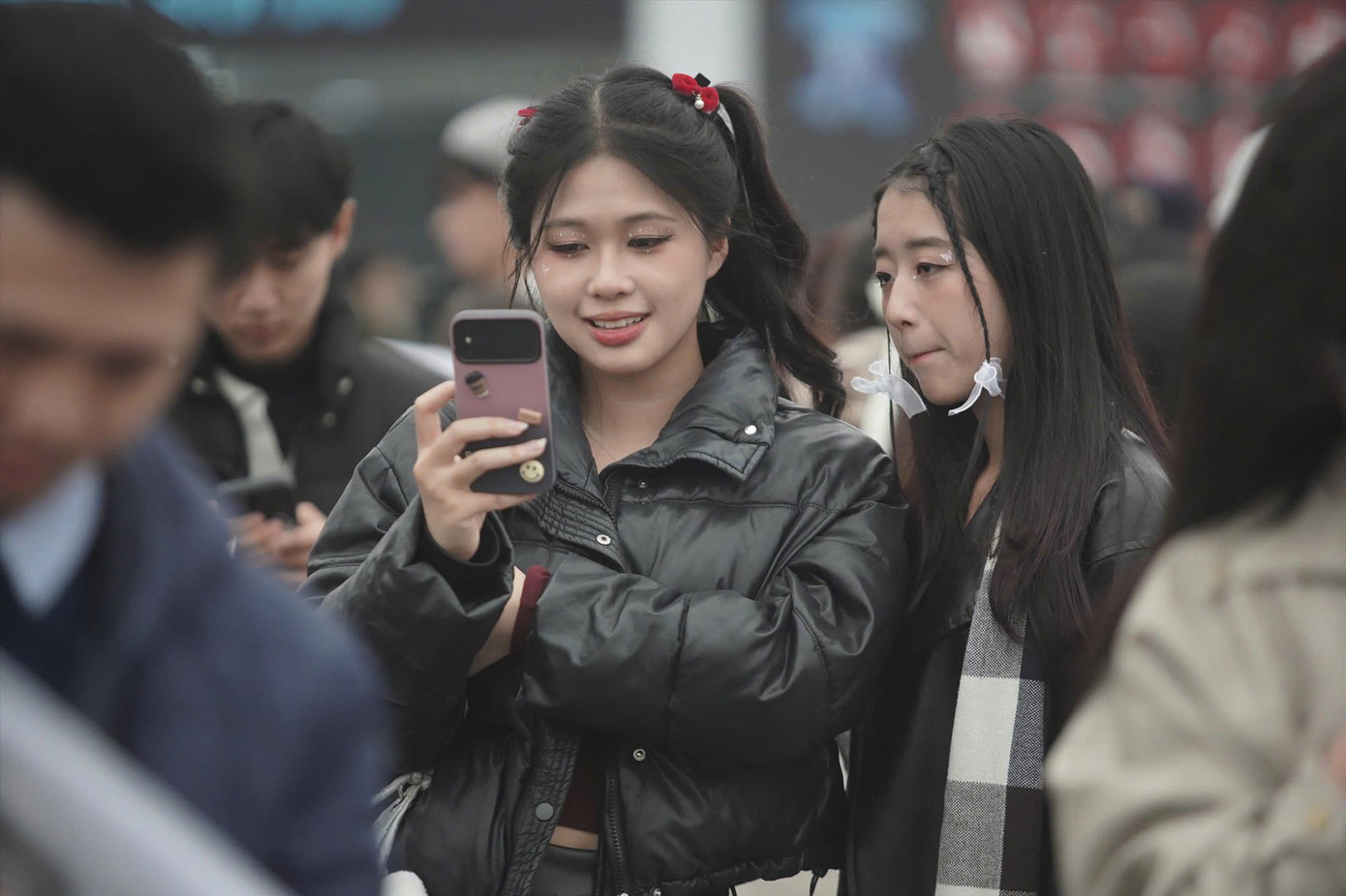 Hàng vạn khán giả đổ về các đêm nhạc ngoài trời là cú hích cho công nghiệp biểu diễn nội địa Ảnh: Duy Phạm