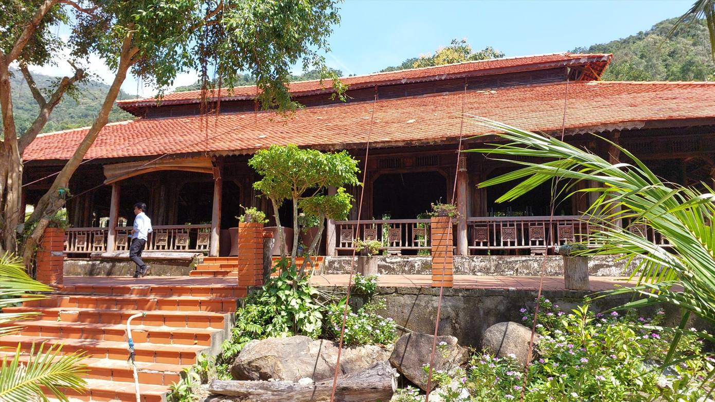 Một công trình trái phép ở bán đảo Sơn Trà chưa được tháo dỡ Ảnh: Nguyễn Thành Một công trình trái phép ở bán đảo Sơn Trà chưa được tháo dỡ Ảnh: Nguyễn Thành