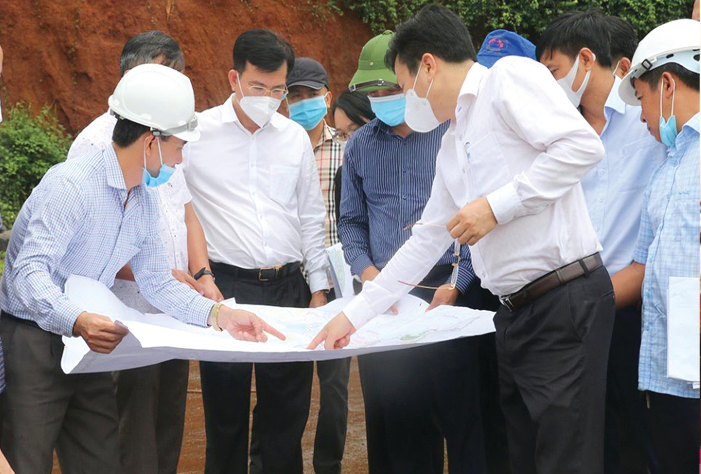 Lãnh đạo tỉnh Đắk Nông kiểm tra thực tế một số dự án