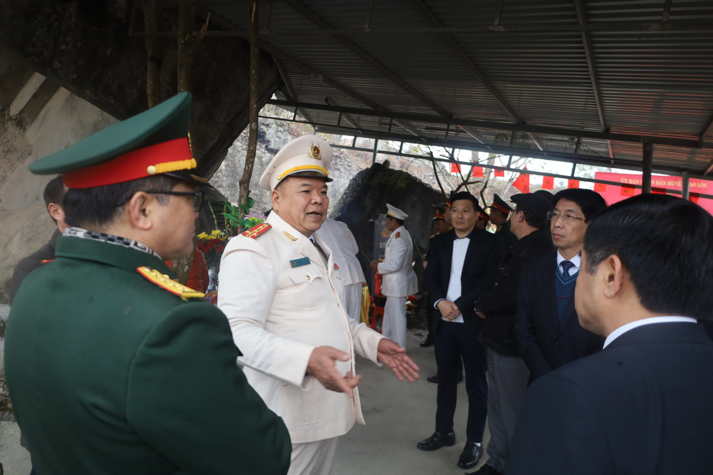 Nghe nhân chứng lịch sử cuộc chiến 1979 kể chuyện giữ pháo đài Ảnh: Duy Chiến Nghe nhân chứng lịch sử cuộc chiến 1979 kể chuyện giữ pháo đài Ảnh: Duy Chiến