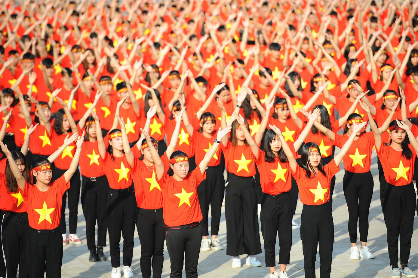 Bạn trẻ tham gia hành trình Tôi yêu Tổ quốc tôi tại tỉnh Điện Biên. Ảnh: Dương Triều Bạn trẻ tham gia hành trình Tôi yêu Tổ quốc tôi tại tỉnh Điện Biên. Ảnh: Dương Triều