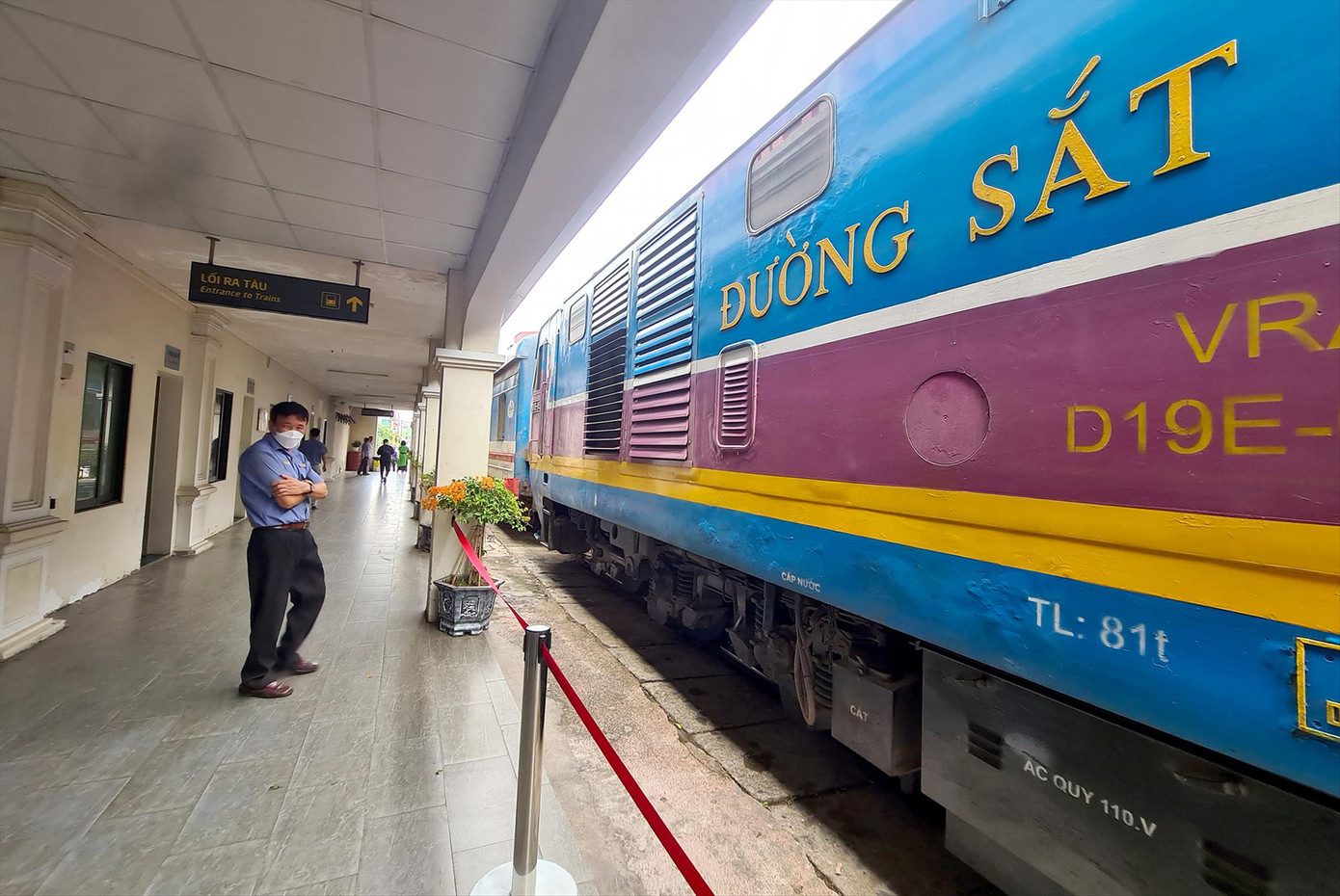 Nếu không được gia hạn, nhiều đầu máy, toa tàu hết niên hạn sẽ không được khai thác. (Ảnh minh họa: H.Việt) Nếu không được gia hạn, nhiều đầu máy, toa tàu hết niên hạn sẽ không được khai thác. (Ảnh minh họa: H.Việt)