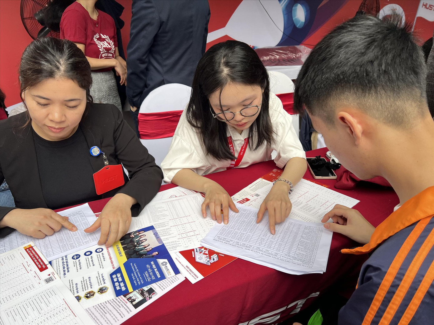 Xét tuyển sớm giảm áp lực thi tốt nghiệp cho thí sinh nhưng cũng có nhiều hệ lụy Ảnh: NGHIÊM HUÊ