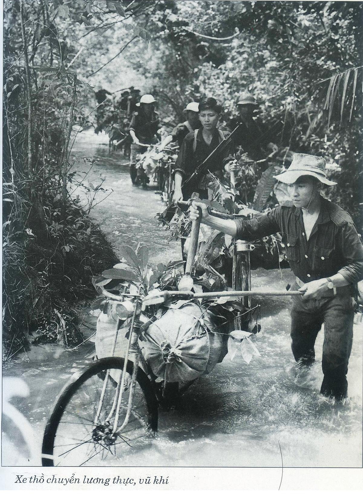 Xe thồ chuyển lương thực, vũ khí