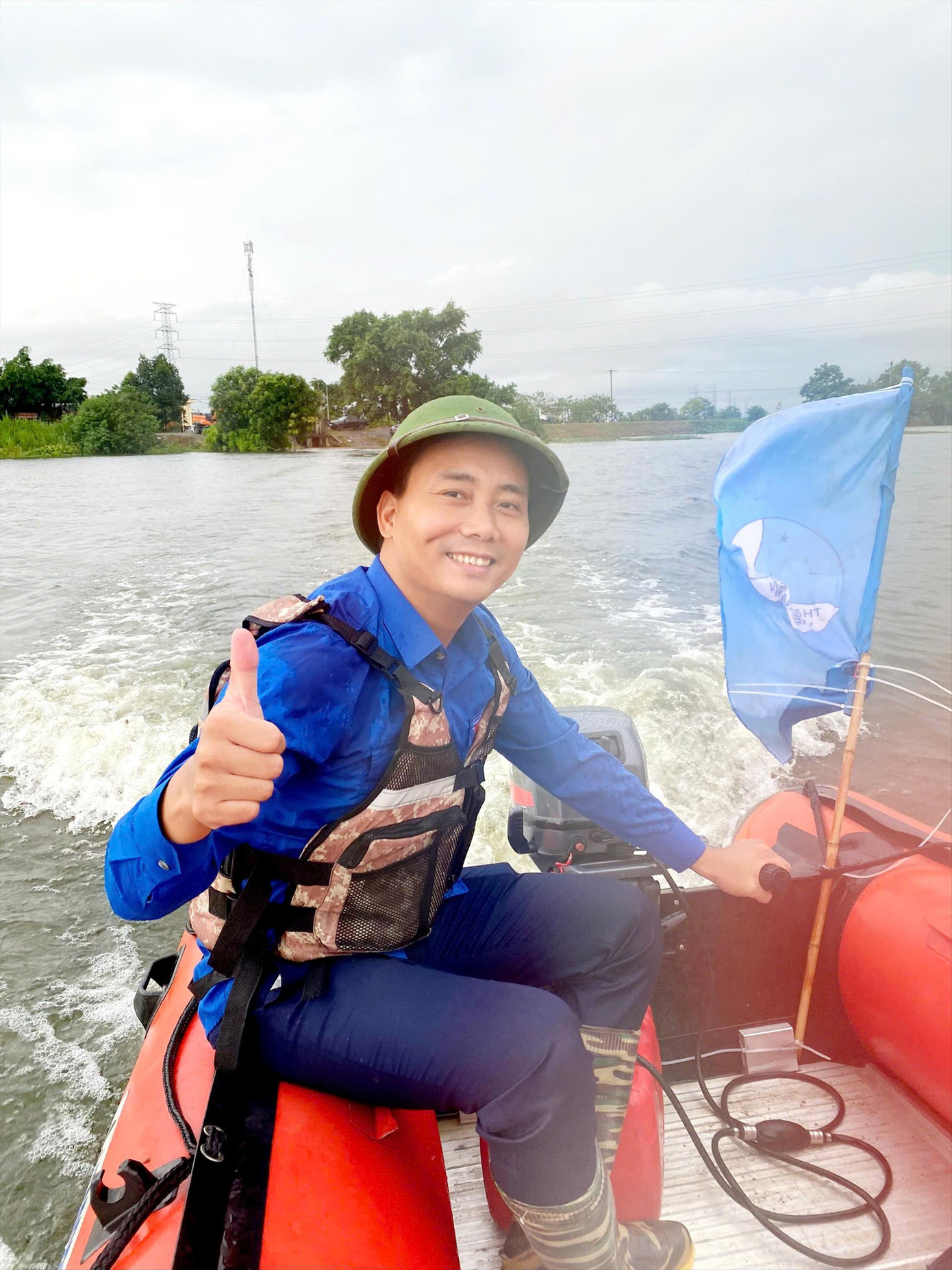 Nguyễn Đức Tiến - Phó Bí thư thường trực Thành Đoàn, Chủ tịch Hội LHTN TP Hà Nội Nguyễn Đức Tiến - Phó Bí thư thường trực Thành Đoàn, Chủ tịch Hội LHTN TP Hà Nội