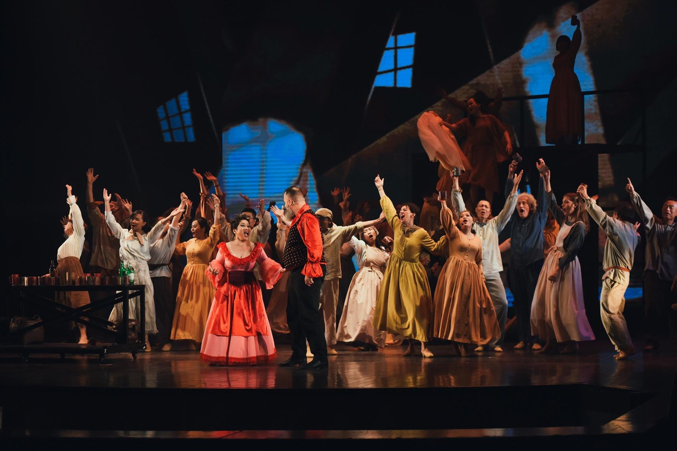 Cần đầu tư nhiều hơn cho các sản phẩm văn hóa chất lượng cao. Ảnh: Kỳ Sơn