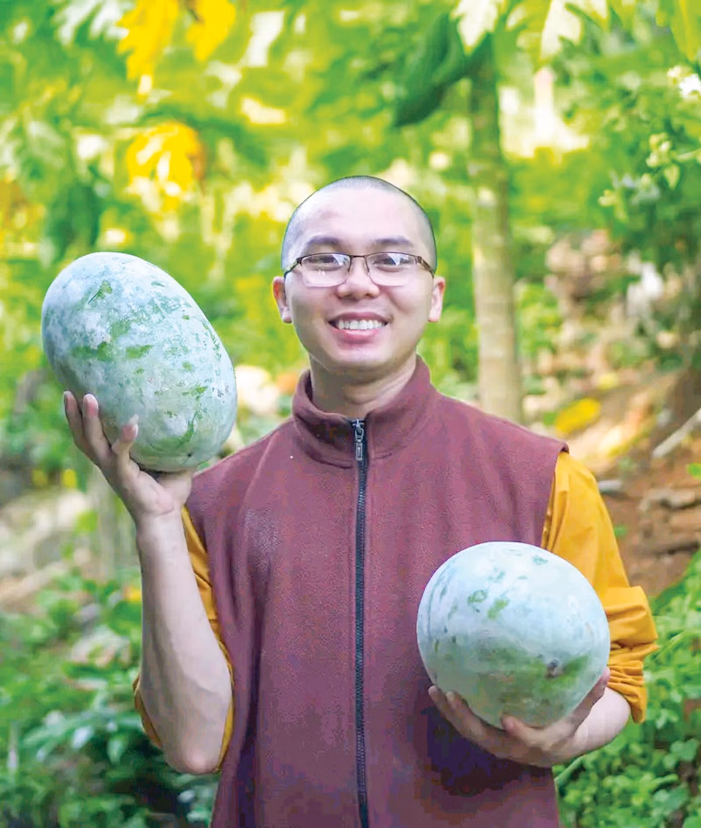 Vượt lên căn bệnh trầm cảm, vị sư trẻ Thích Khải Tuấn đang tạo ra một cộng đồng hiểu biết và lan tỏa tình yêu thương Vượt lên căn bệnh trầm cảm, vị sư trẻ Thích Khải Tuấn đang tạo ra một cộng đồng hiểu biết và lan tỏa tình yêu thương