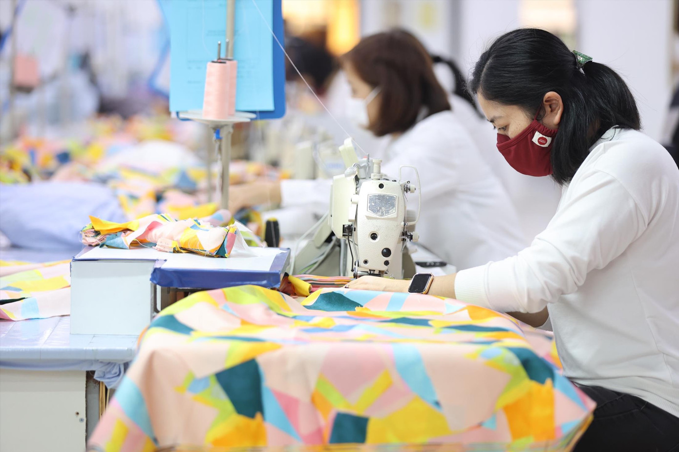 Doanh nghiệp dệt may “ăn đong” đơn hàngẢnh minh họa: Như Ý