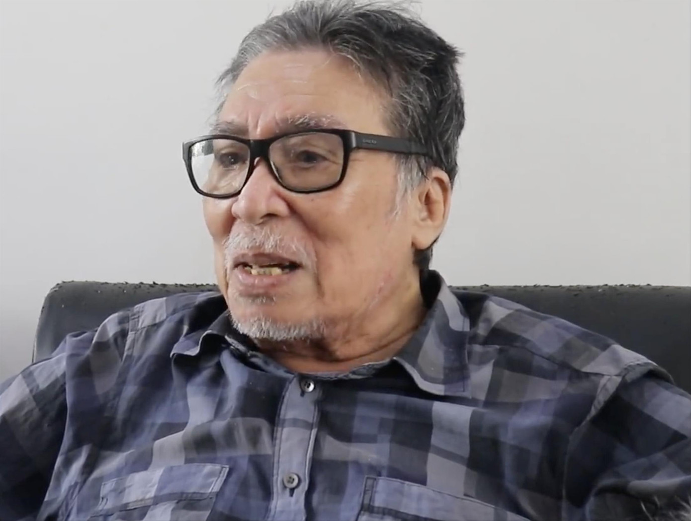 Đạo diễn Thế Ngữ (TL)