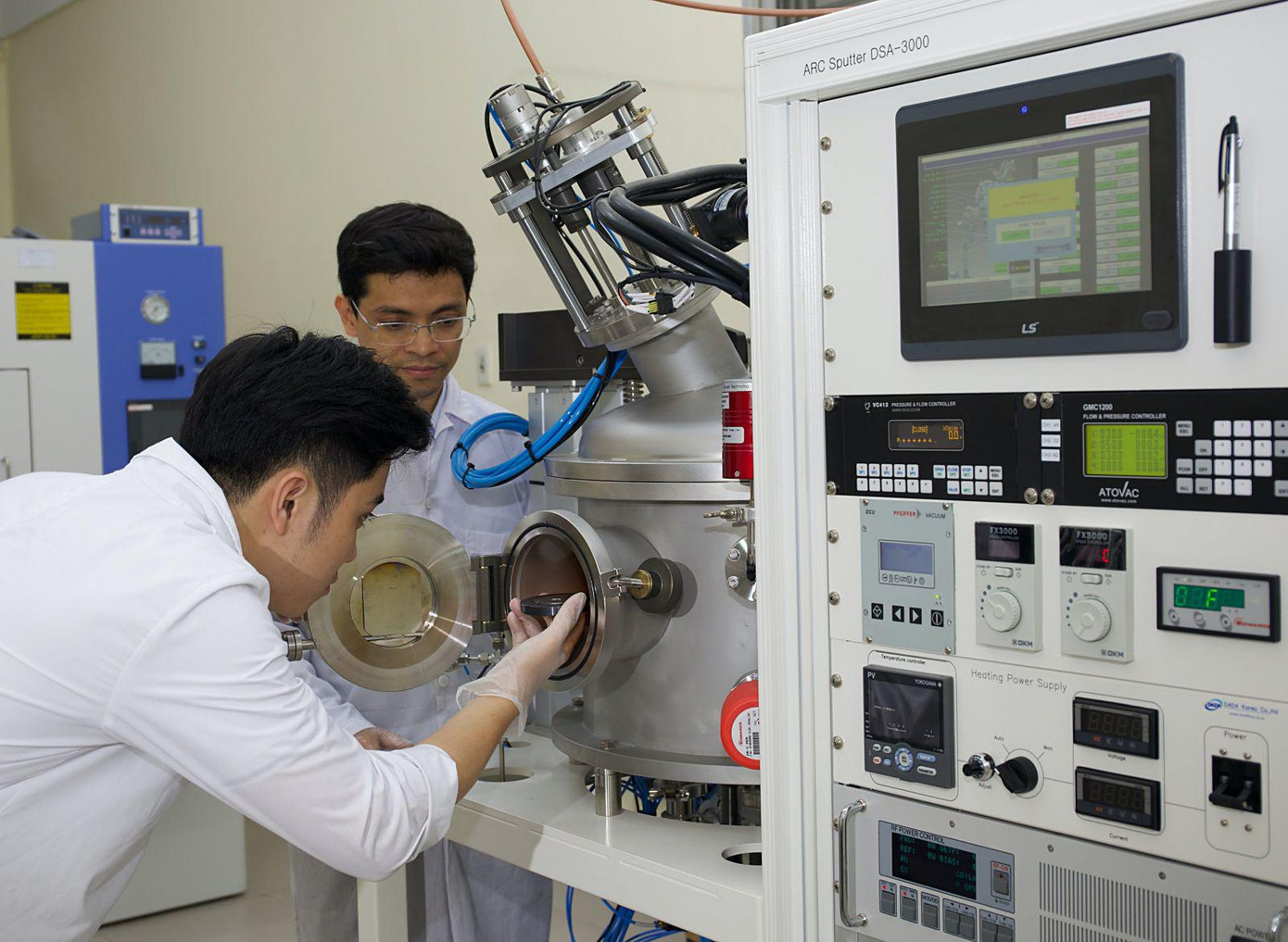 Chương trình Kĩ thuật vi điện tử và Công nghệ nano của ĐH Bách khoa Hà Nội ra đời tập trung vào lĩnh vực chế tạo sản xuất