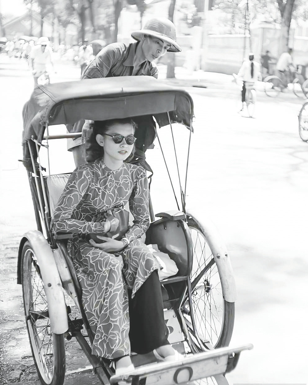 Xe xích lô Sài Gòn xưa