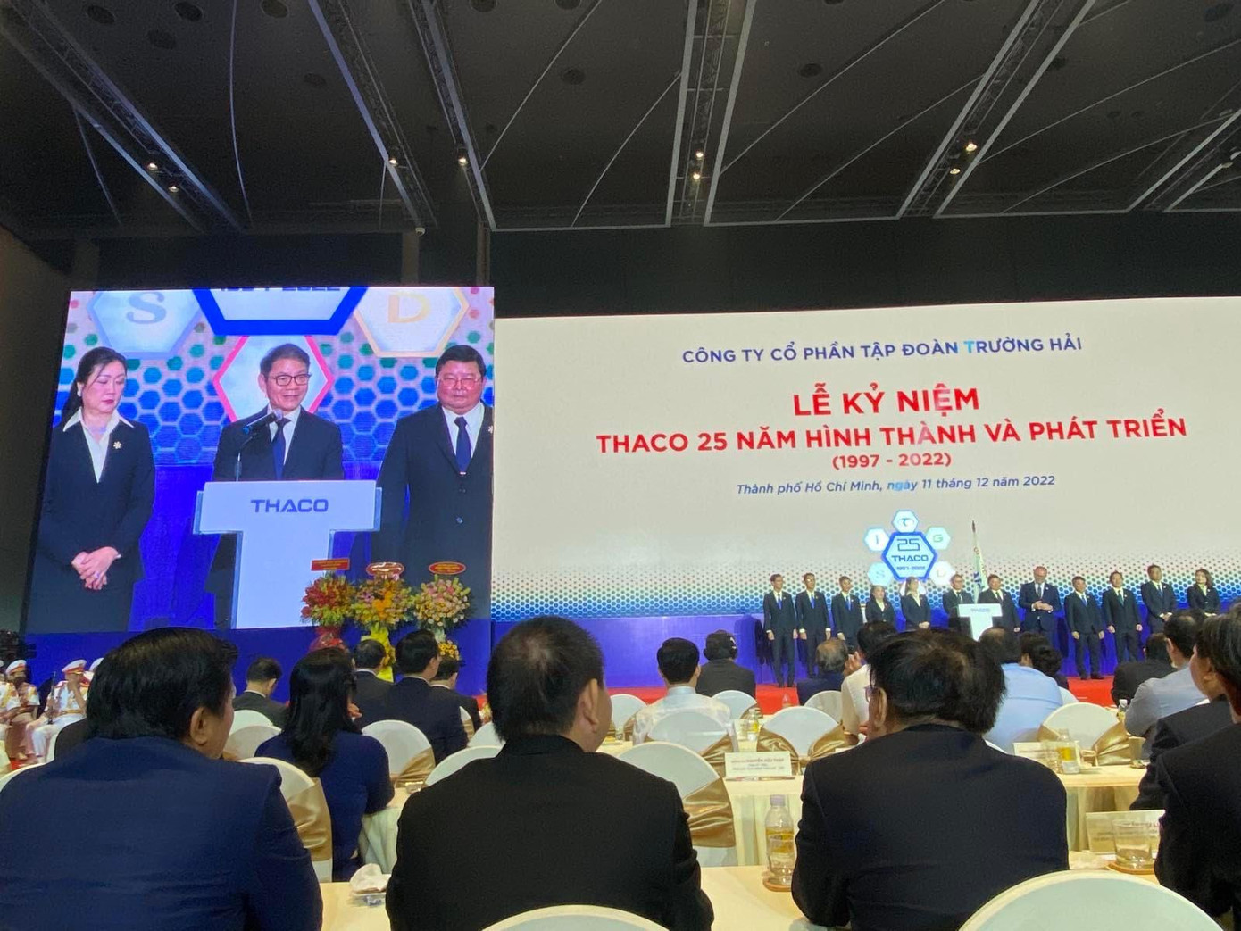 Ông Trần Bá Dương - người sáng lập và là Chủ tịch của THACO phát biểu cảm ơn các quan khách