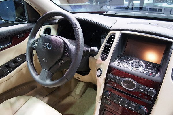 Infiniti QX50 2016 sang hơn với trục cơ sở kéo dài ảnh 7