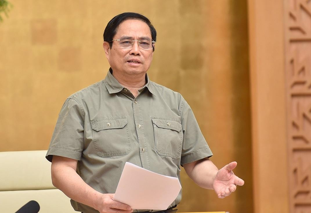 Thủ tướng lưu ý tránh nóng vội muốn mở lại ngay hoạt động sản xuất, kinh doanh (ảnh Nhật Minh)