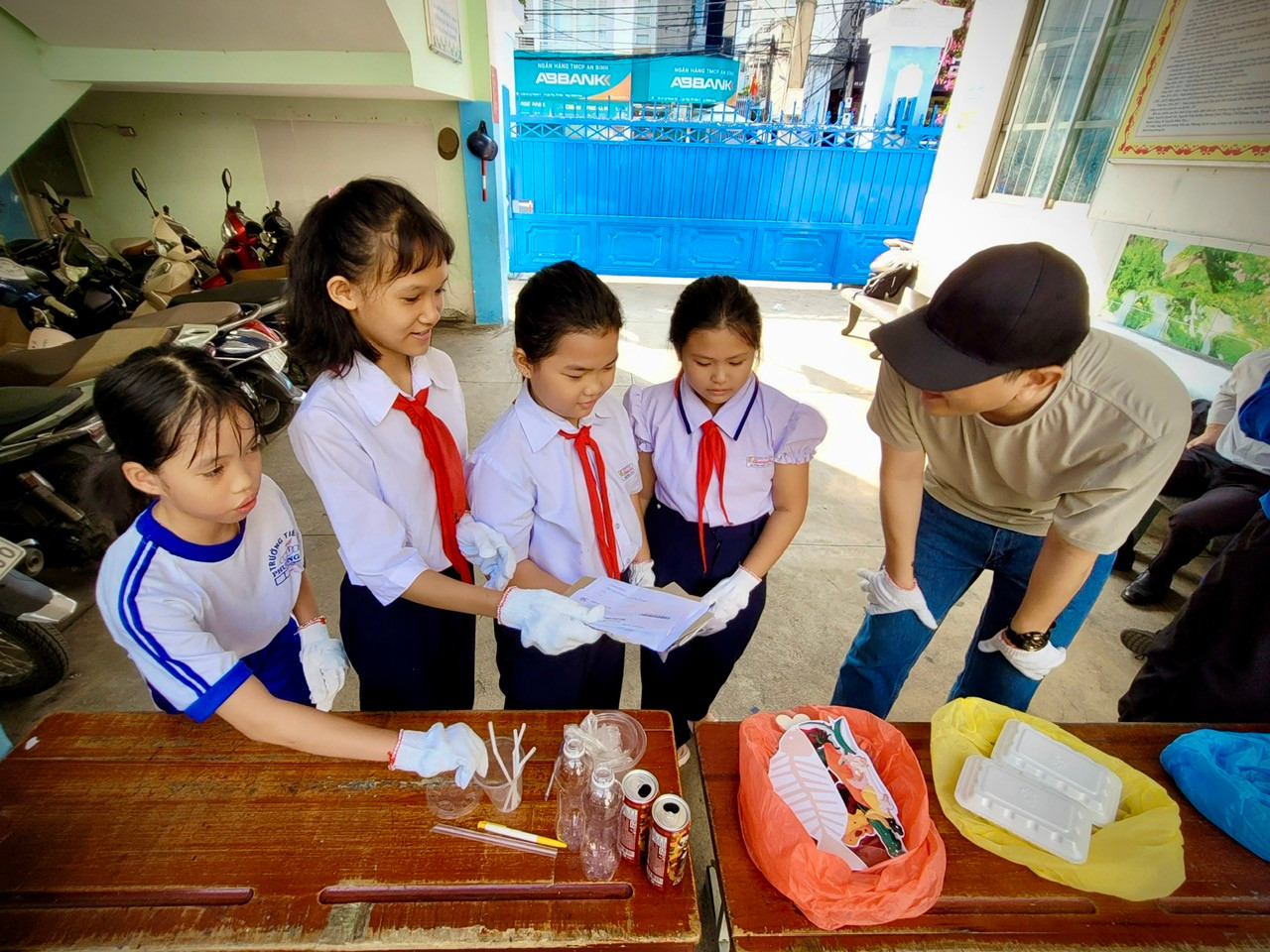 Mỗi địa điểm mà dự án đi qua đã để lại những giá trị tích cực, qua đó lan tỏa lối sống xanh cho các bạn học sinh ngay từ khi còn ngồi trên ghế nhà trường.