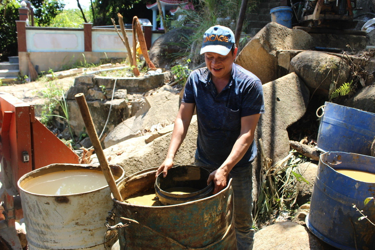 Ai cũng cố gắng chạy đua với thời gian để thông tuyến một cách nhanh nhất.