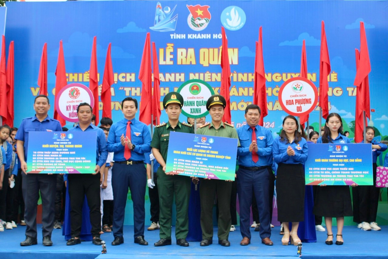 Chiến dịch Thanh niên tình nguyện hè 2024 được triển khai theo các nhóm đối tượng thanh niên với 1 chương trình và 4 chiến dịch nhánh diễn ra từ tháng 4 đến hết tháng 8. Tỉnh Đoàn Khánh Hòa đã giao nhiệm vụ thực hiện các công trình, phần việc tại các địa phương khó khăn đang xây dựng nông thôn mới cho các khối thi đua với tổng kinh phí 2,3 tỷ đồng.