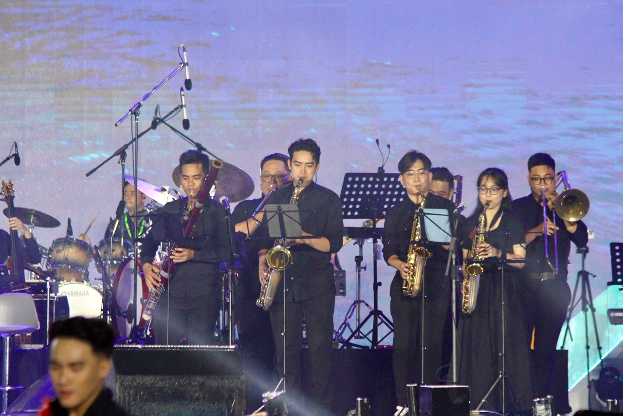 Chương trình là chuỗi các hoạt động âm nhạc quy tụ nhiều ca sĩ, ban nhạc Jazz nổi tiếng trong nước và quốc tế.