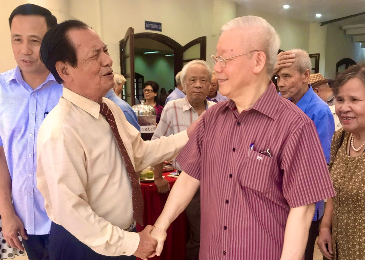 Ông Phan Văn Kính gặp Tổng Bí thư Nguyễn Phú Trọng vào năm 2023. (Ảnh: NVCC).